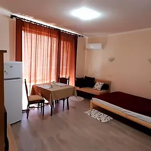 на море в сарафово Apartment