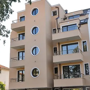 Ddenko Apartment